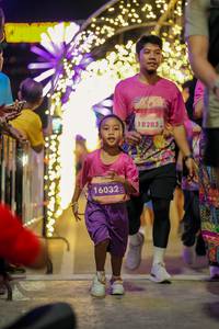 BIB: 16032, 18283
                            <button type="button" onclick="openModal(24741096)" class="btn btn-primary btn-sm float-right btn-popup" data-toggle="modal" data-target=".modal-high-quality">
                        <i class="fas fa-shopping-cart"></i> Add to Cart
                    </button>
                                            <button type="button" onclick="isThisMe(24741096, true)" class="btn btn-success btn-sm float-right btn-popup btn-isme hidden" data-toggle="tooltip" data-placement="bottom" title="นี่คือรูปของคุณใช่ไหม คลิกที่นี่เพื่อเอาเข้าอัลบั้ม">
                        <i class="fas fa-plus"></i> Add to album
                    </button>
                    <button type="button" onclick="isThisMe(24741096, false)" class="btn btn-warning btn-sm float-right btn-popup btn-isnotme hidden">
                        <i class="fas fa-ban"></i> Remove from album
                    </button>